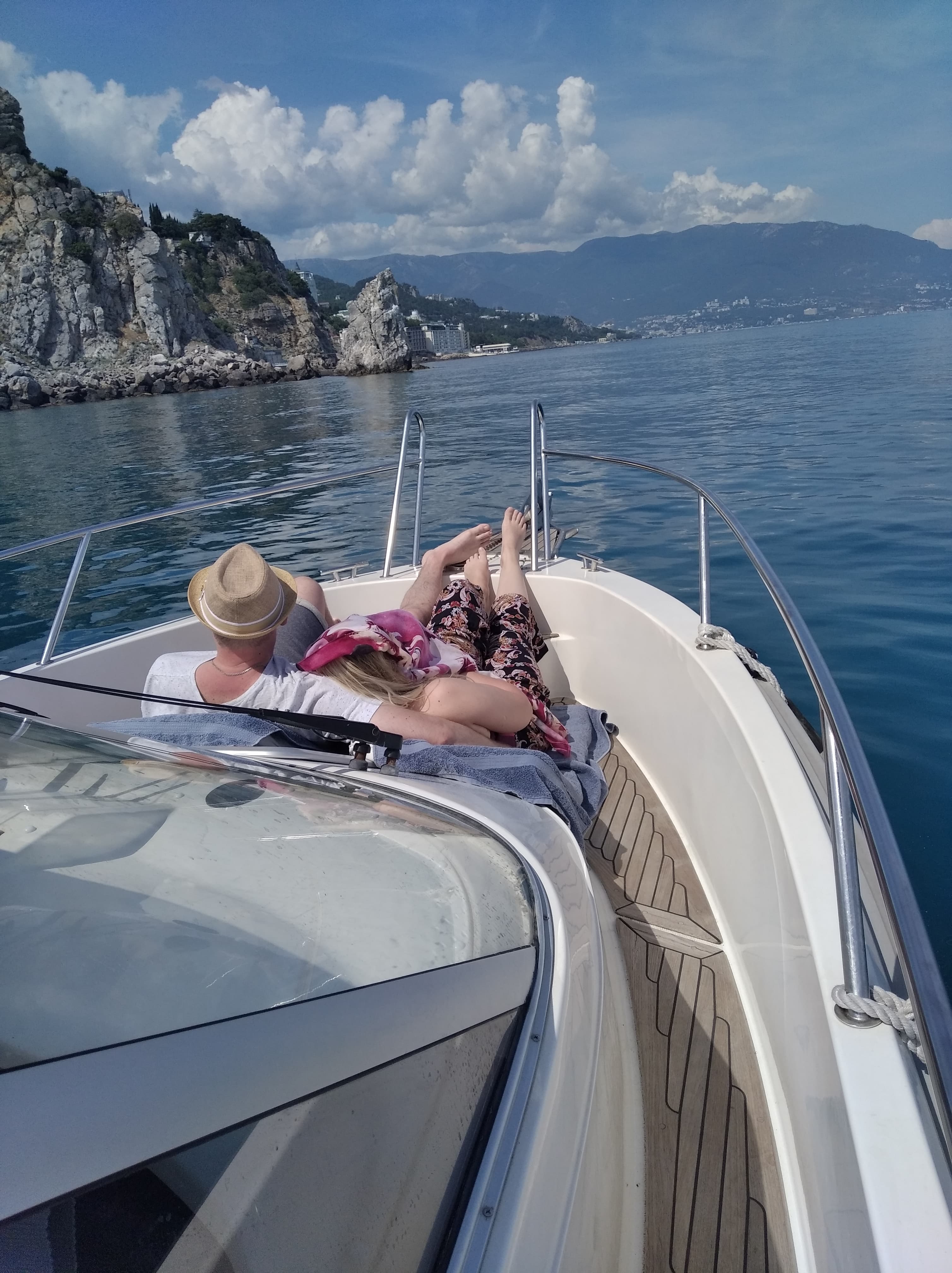 Скала парус - Крым, Ялта